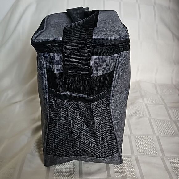 Fever- Tree Insulated Lunch Bag Gray/ Black 13×11 - Picture 3 of 16